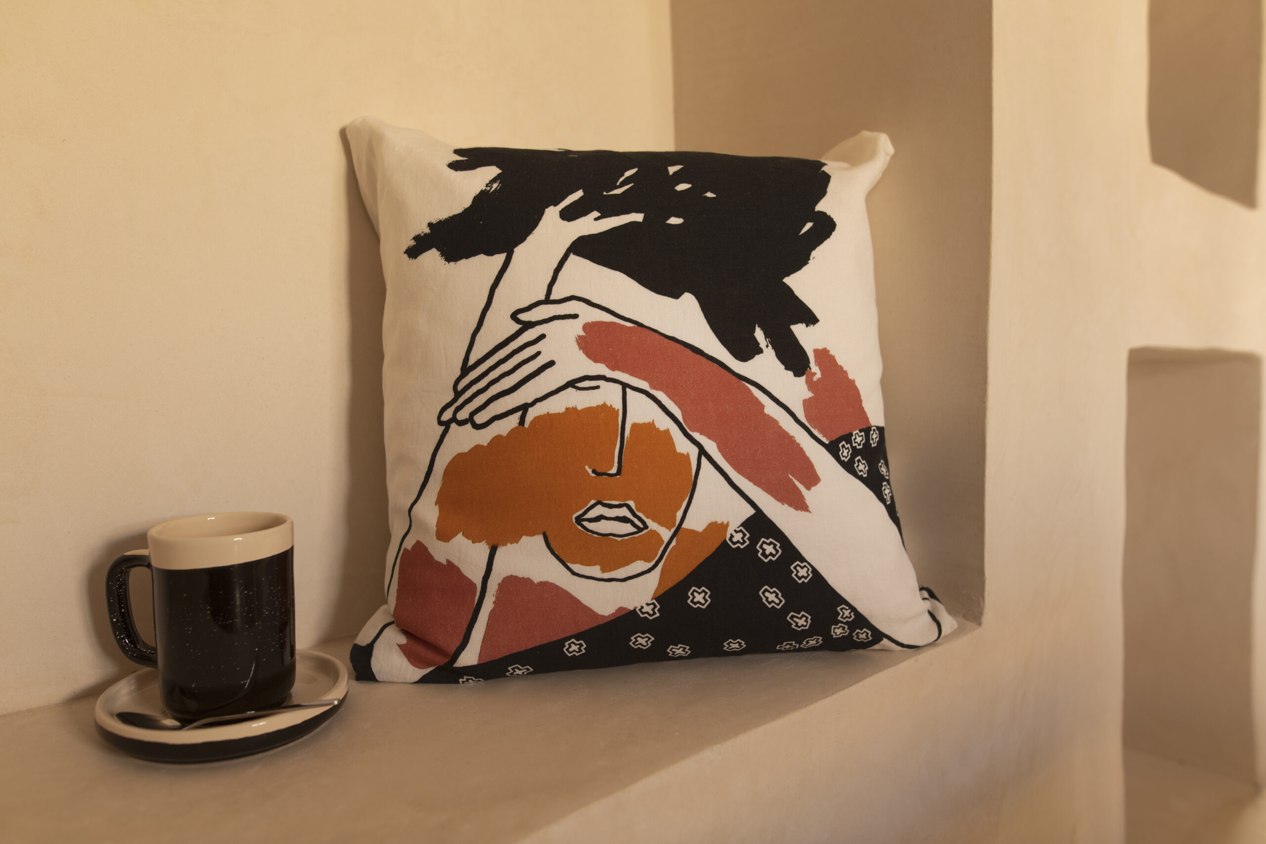 Kiasmo_serie_pillow_Nostalghia I_Drawing_Vincenzo_D'Alba_photo2